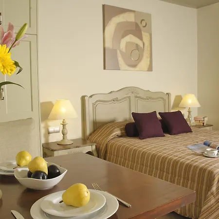 מלון דירות Pepi Boutique (adults Only)