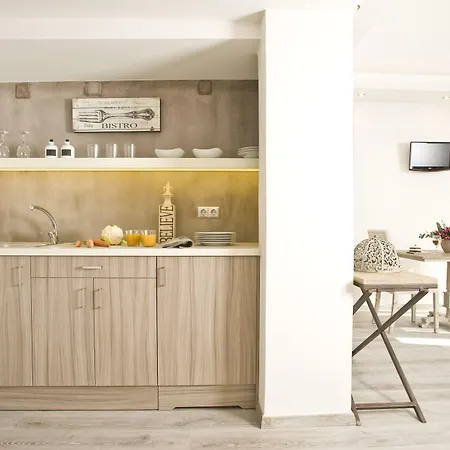 מלון דירות Pepi Boutique (adults Only)