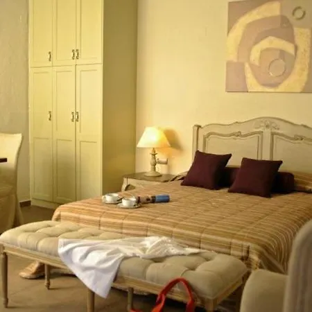 מלון דירות Pepi Boutique (adults Only)