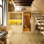 アパートホテル Pepi Boutique (adults Only) 4*