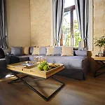 Pepi Boutique (adults Only) アパートホテル 4*